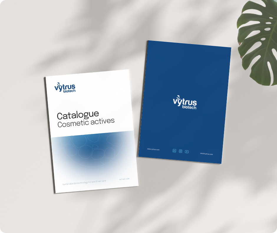 Mockup catalogue 2025 (2)